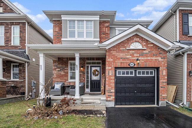 property at 905 Finescale Way