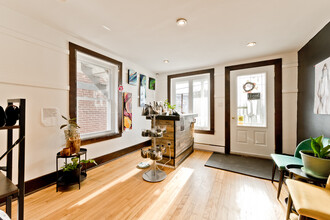 1023-1027 King Rue O in Sherbrooke, QC - Building Photo - Interior Photo