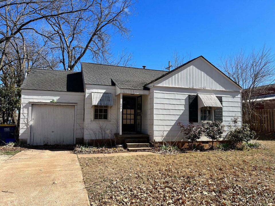 405 N Duncan St in Stillwater, OK - Building Photo