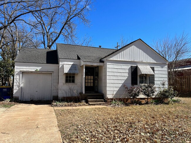 property at 405 N Duncan St