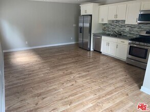 5526 Barton Ave in Los Angeles, CA - Building Photo - Building Photo