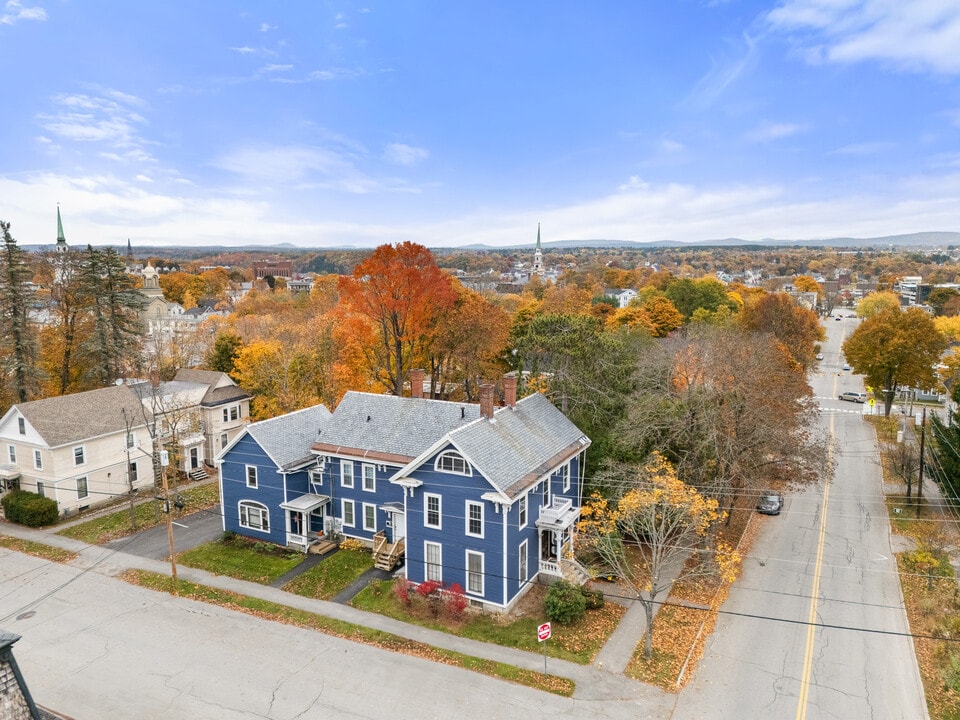 135 Cedar St, Unit 3 in Bangor, ME - Building Photo