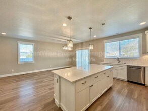 2090 N Banjo Ct in Middleton, ID - Building Photo - Building Photo