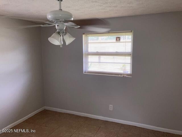 6128 Longchamp Dr in Jacksonville, FL - Building Photo - Building Photo