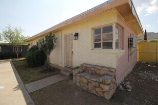 3900 Flory Ave, Unit 1 in El Paso, TX - Building Photo