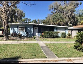 600 N Center St, Unit 1 in Eustis, FL - Building Photo