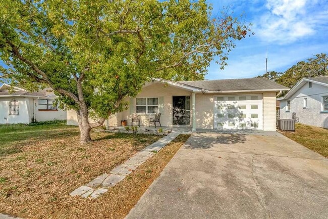 property at 8937 Catalina Dr