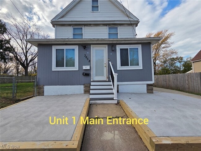 property at 3658 W 58th St