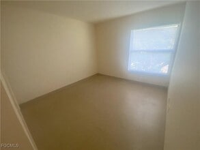 3555 Seminole Ave in Ft. Myers, FL - Building Photo - Building Photo