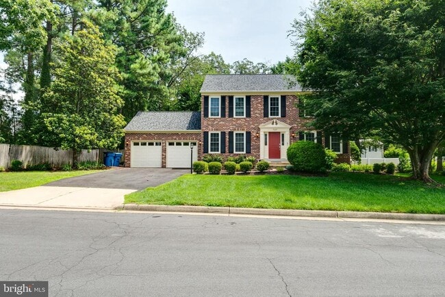 property at 7107 Dudrow Ct