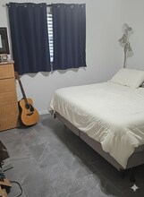 10501 Lake Vista Dr in Seminole, FL - Foto de edificio - Building Photo