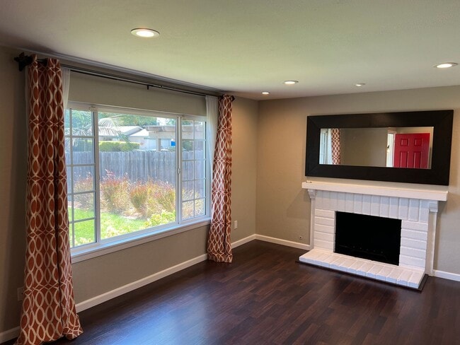 8456 Harlow Terrace in San Diego, CA - Building Photo - Building Photo