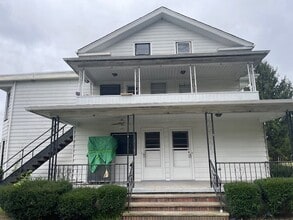 691-693 Wyoming Ave in Wyoming, PA - Building Photo - Building Photo