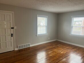 673 Cedarbrook Dr in Painesville, OH - Building Photo - Building Photo