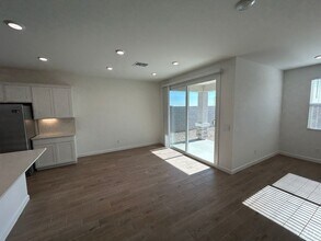 17709 W Turquoise Ave in Glendale, AZ - Building Photo - Building Photo