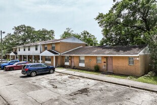 Clearview Townhouses in Jacksonville, FL - Building Photo