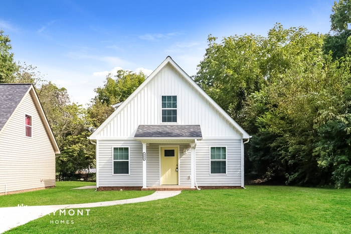 315 E Georgia Ave in Bessemer City, NC - Building Photo