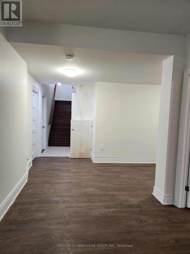 property at 33 Scarborough Golf Club Rd