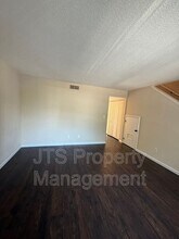 5842 Alorn Ln in Carmichael, CA - Building Photo - Building Photo