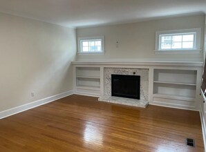 3577 NE Knott St in Portland, OR - Building Photo - Building Photo