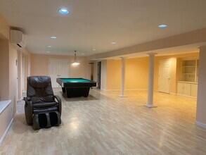 22 Saxon Ln in Shrewsbury, MA - Building Photo - Building Photo