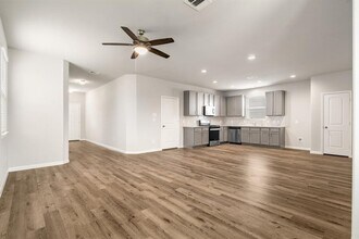 2580 Westslope Dr in Shenandoah, TX - Building Photo - Building Photo