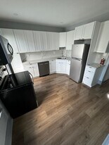 170 Putnam St, Unit 2nd floor in Boston, MA - Building Photo