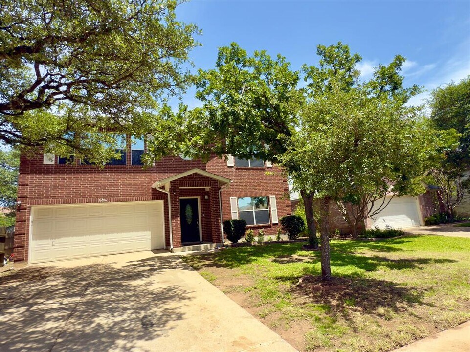 1206 Devil Ridge in Cedar Park, TX - Building Photo