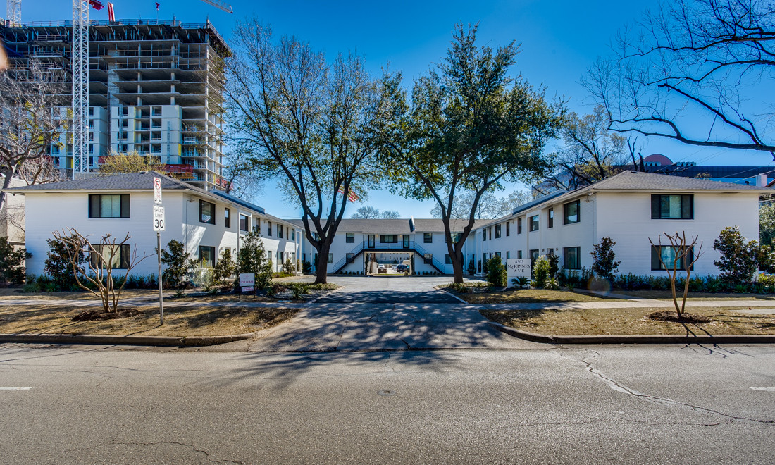 The Guest House on McKinney in Dallas, TX - Foto de edificio