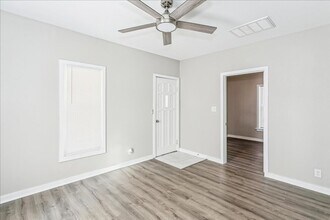 104 N Main St in Rose Hill, KS - Building Photo - Building Photo