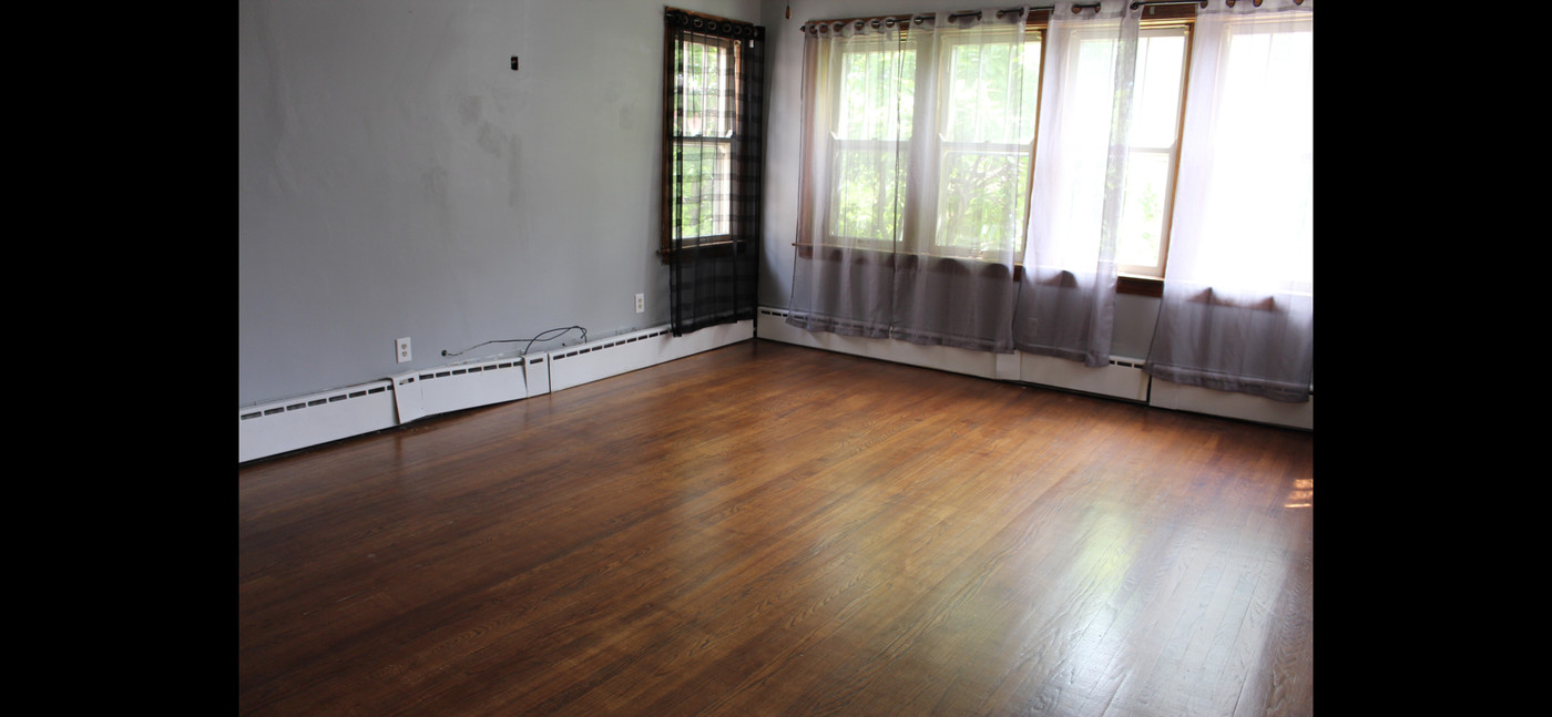 1828 Elmwood Ave in Berwyn, IL - Building Photo
