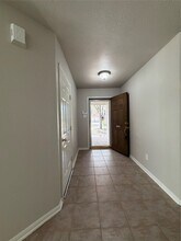 54 E Misty Dawn Dr in Conroe, TX - Building Photo - Building Photo