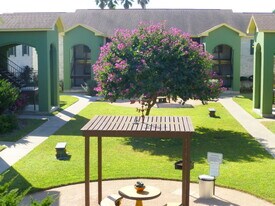 2501 W Hibiscus Ave, Unit 7