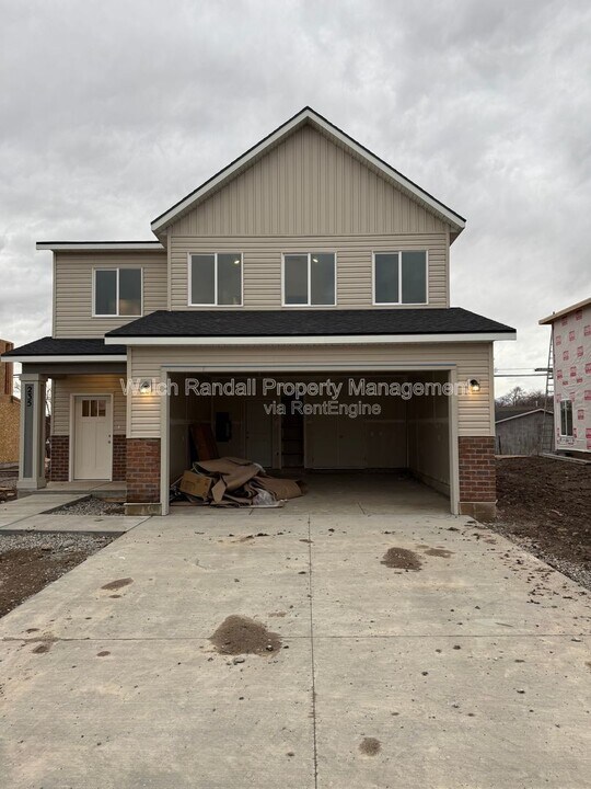 235 W 690 N in Logan, UT - Building Photo