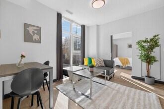 308 King in Waterloo, ON - Building Photo - Building Photo