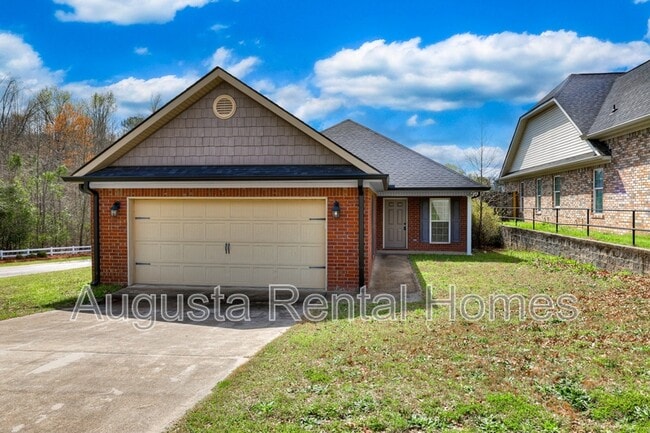 1054 Grove Landing Ln in Grovetown, GA - Building Photo - Building Photo