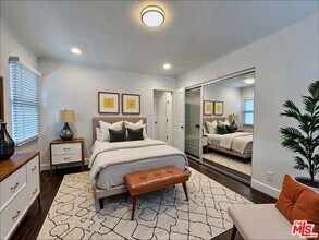 1838 El Cerrito Pl in Los Angeles, CA - Building Photo - Building Photo