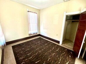 1816 Chase St in Falls City, NE - Building Photo - Building Photo