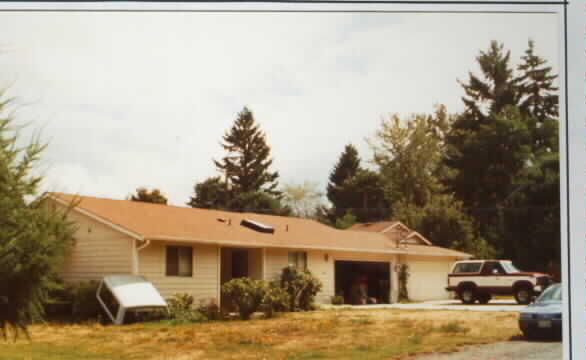 3145-3147 Greenwood Ave W in Tacoma, WA - Building Photo