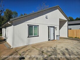 2122 Marlene Ave in Redding, CA - Building Photo