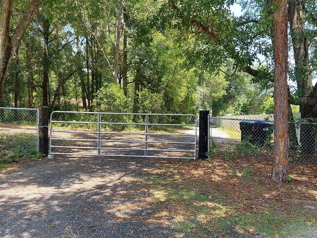 8105 Gilliam Rd in Apopka, FL - Building Photo - Building Photo