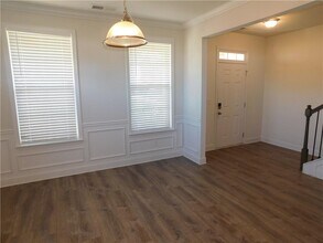 7725 Farrow Pass Cir in Cumming, GA - Foto de edificio - Building Photo