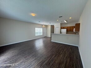 8548 Tower Falls Dr in Jacksonville, FL - Building Photo - Building Photo