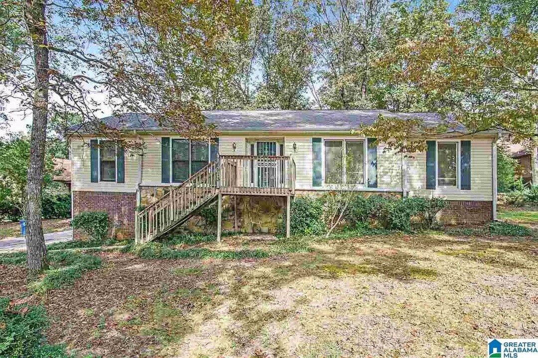 6613 Browning Cir in Pelham, AL - Building Photo