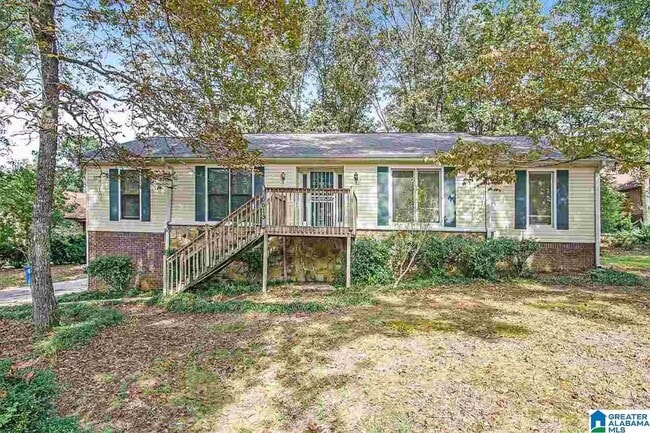 property at 6613 Browning Cir