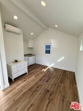 3826 S Harvard Blvd in Los Angeles, CA - Building Photo - Building Photo