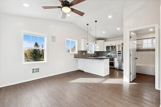 265 B Texas Ave in Whitefish, MT - Building Photo - Building Photo