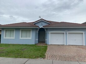 1712 NE 9th Dr in Homestead, FL - Building Photo