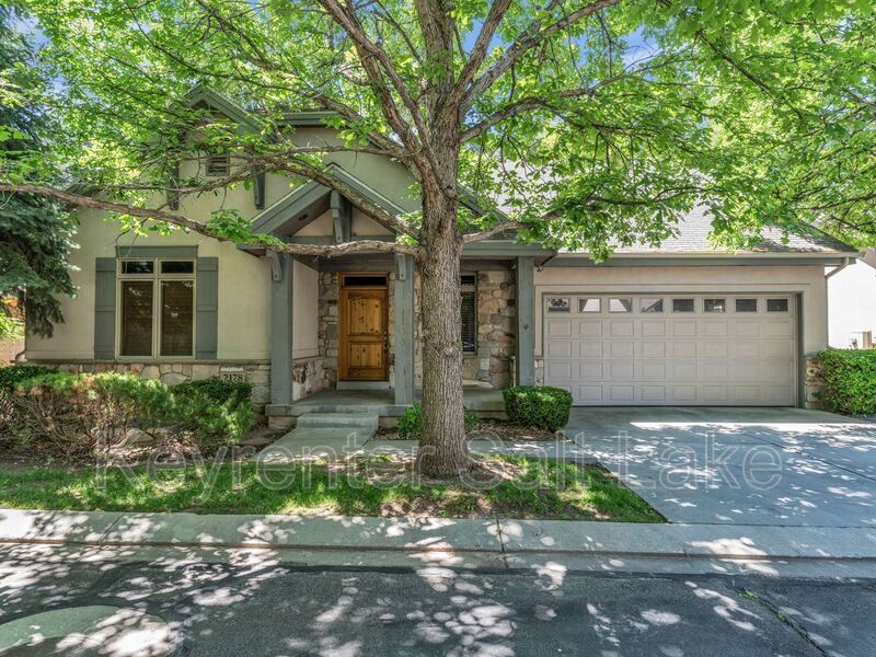2178 Netties Pl in Holladay, UT - Building Photo