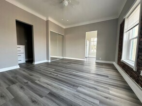 1725 N Edgemont St in Los Angeles, CA - Building Photo - Building Photo